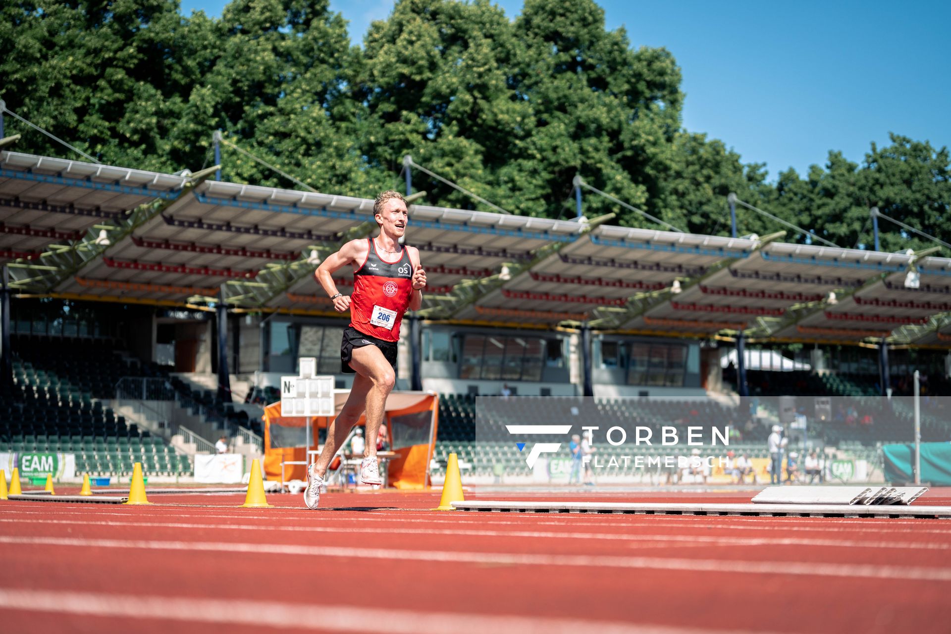 Felix Nadeborn (LG Osnabrueck) ueber 5000m am 03.07.2022 waehrend den NLV+BLV Leichtathletik-Landesmeisterschaften im Jahnstadion in Goettingen (Tag 1)